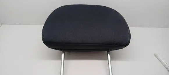 Subaru Outback (BS) Rear seat headrest 