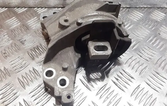 Peugeot 407 Engine mount bracket 326B95