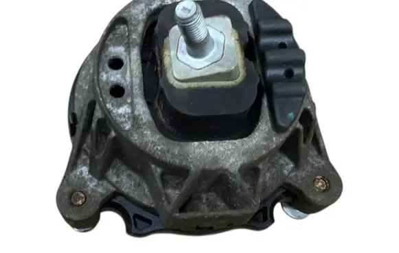 BMW 3 GT F34 Engine mount bracket 6787658 22116787658