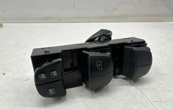 Nissan Leaf II (ZE1) Electric window control switch 254015SJ0A