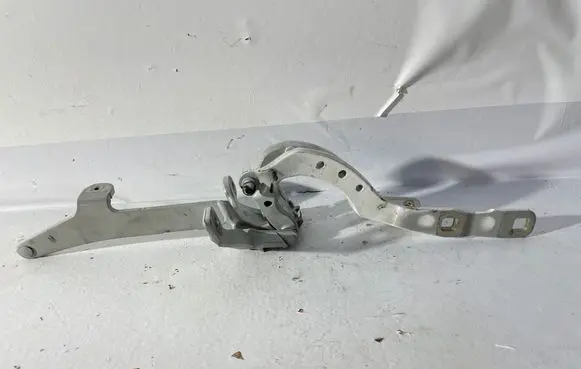 BMW 5 F10 F11 Tailgate/trunk/boot hinge 7206640 17120310