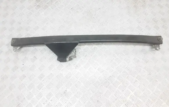 Volvo XC90 Engine mounting bracket 30723982
