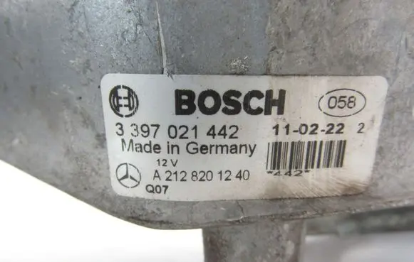 Mercedes-Benz E W212 Front wiper linkage A2128201240