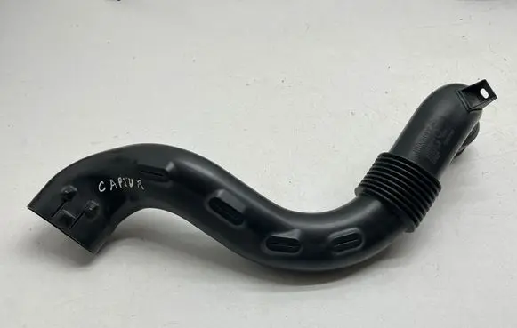 Renault Captur Air intake duct part 165556691R 70530763 LSA927