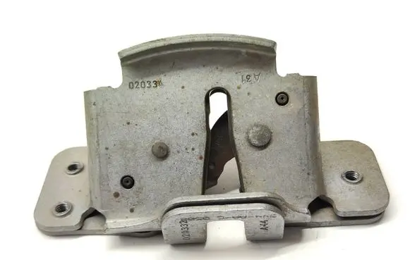 Chrysler Voyager Sliding door lock 020334 020332