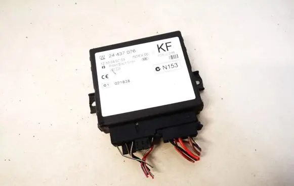 Opel Zafira A Comfort/convenience module 24437076 f005v00155