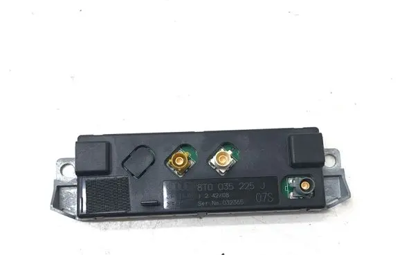 Audi A5 8T 8F Antenna control unit 8T0035225J 032365