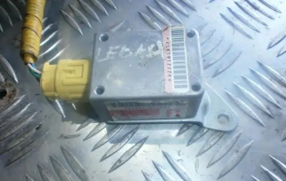 Subaru Legacy Airbag deployment crash/impact sensor 98235AE000