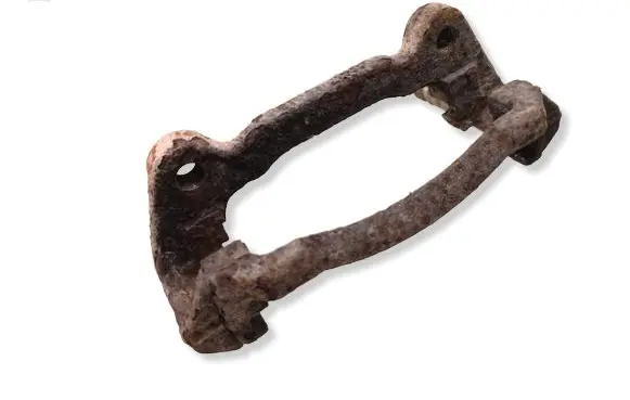 Volkswagen Caddy Front Brake Caliper Pad/Carrier 