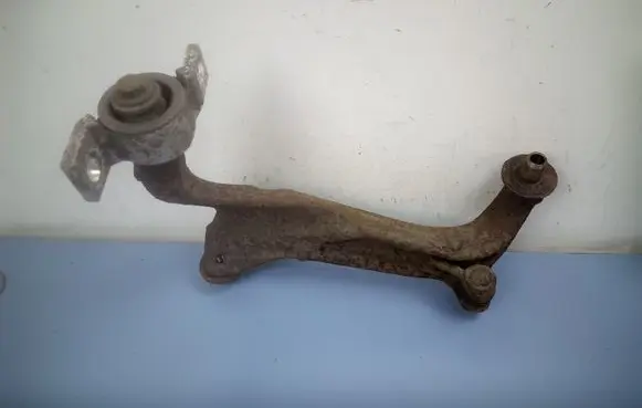 Volvo XC90 Rear upper control arm/wishbone 8634886