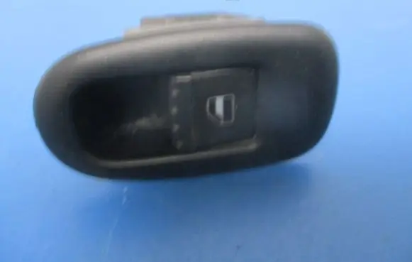 Seat Toledo II (1M) Other devices 1M0959855