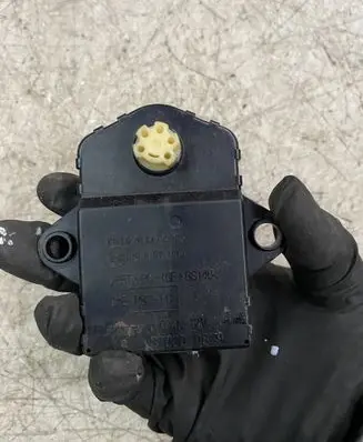 Lexus RX 330 - 350 - 400H Xenon control unit/module 3700011879