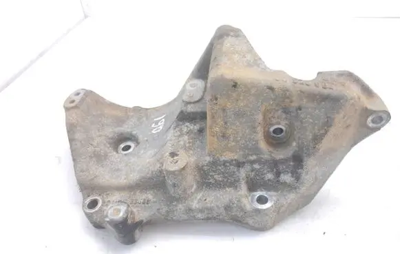 Opel Vectra B Engine mounting bracket 90528682 2MBF33580