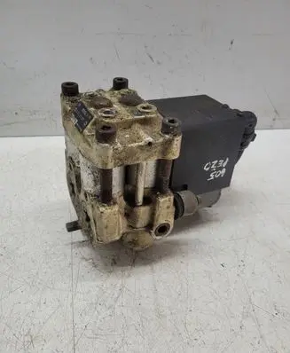 Peugeot 605 ABS Pump 0265201057