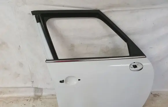 Mini Cooper Countryman R60 Front door