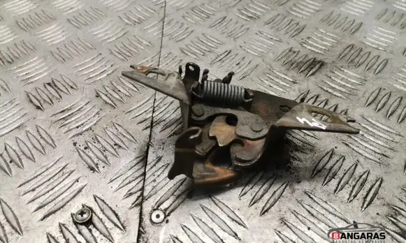 Volkswagen PASSAT B4 Engine bonnet/hood lock/latch loop/hook 