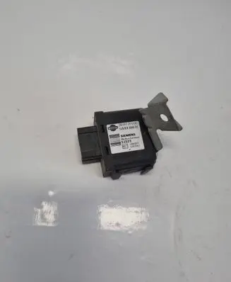 Nissan X-Trail T30 Immobilizer control unit/module 285912F000 51523 5WK48647B