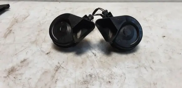 Audi Q7 4L Horn signal 4L0951221A 4L0951223A