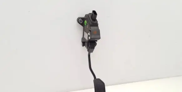 Toyota Verso Accelerator throttle pedal 7811005020 09084A 50531194808