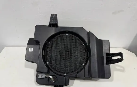 Jeep Grand Cherokee WL Subwoofer speaker P68459293AC S21038659