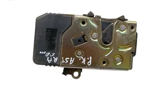 Opel Astra G Front door lock 90561151