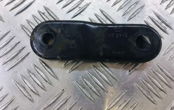 Volkswagen Jetta V Other engine bay part 172915