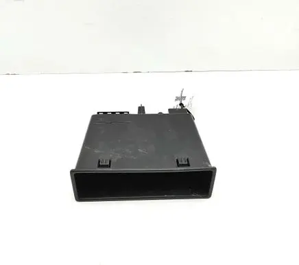 Iveco Daily 6th gen Glove box 5801560805