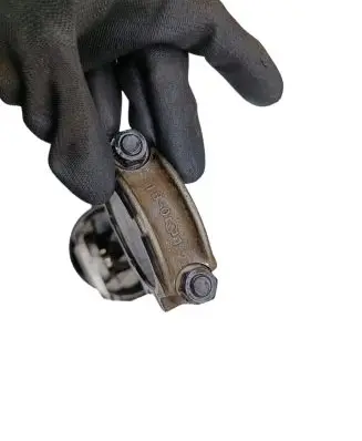 Nissan X-Trail T30 Piston with connecting rod