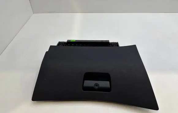 BMW 3 E46 Glove box 8203822