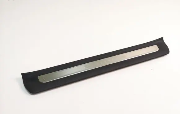 KIA Sportage Front sill trim cover 85874F1500