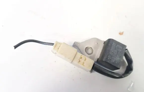 Toyota Avensis T250 Antenna control unit 9008088002