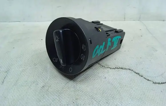 Volkswagen Polo Light switch 1C0941531A