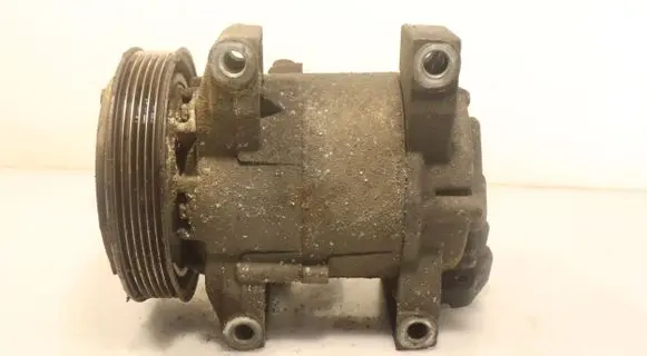 Nissan Primera Air conditioning (A/C) compressor (pump)