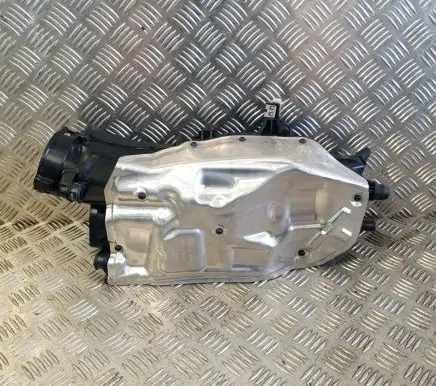 Mercedes-Benz GLC X253 C253 Air filter box 047825001