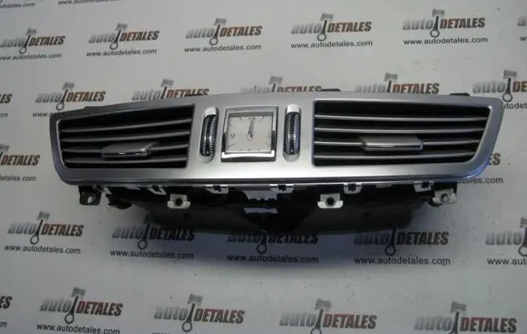 Mercedes-Benz S W221 Dash center air vent grill A2218300954