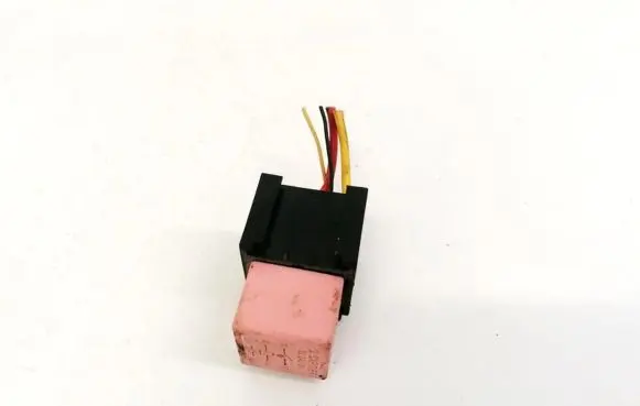 Renault Clio II Other relay 8200308271 20240041