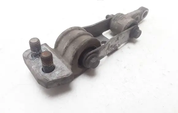 Volvo XC70 Gearbox mount