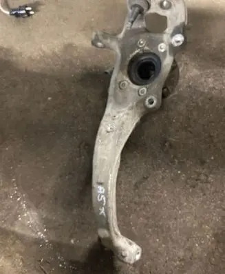 Audi A5 Sportback 8TA Front wheel hub spindle knuckle