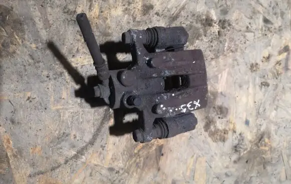 Hyundai ix35 Rear brake caliper