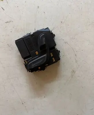 Mercedes-Benz E W212 Seat control switch A2048701858 03467811