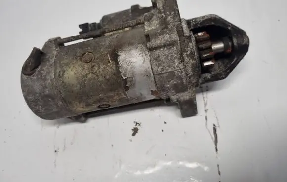Toyota Avensis T250 Starter motor 281000G040