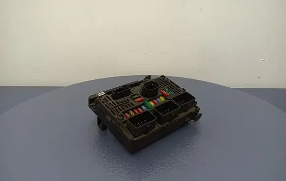 Peugeot 407 Fuse box set 9656086080