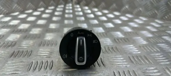 Volkswagen PASSAT B7 Light switch 3C8941431