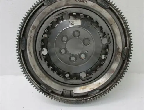 Volkswagen Golf VII Dual mass flywheel 