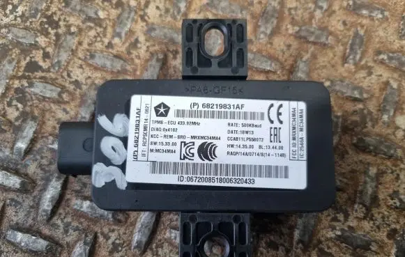 Dodge Challenger Tire pressure control unit 68219831AF P68219831AF