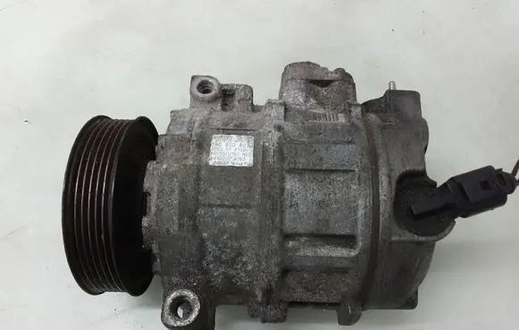 Volkswagen Golf V Air conditioning (A/C) compressor (pump) 1K0820803J