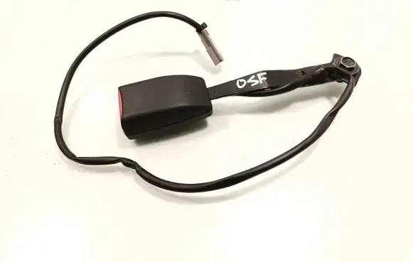 Mazda 5 Front seatbelt buckle