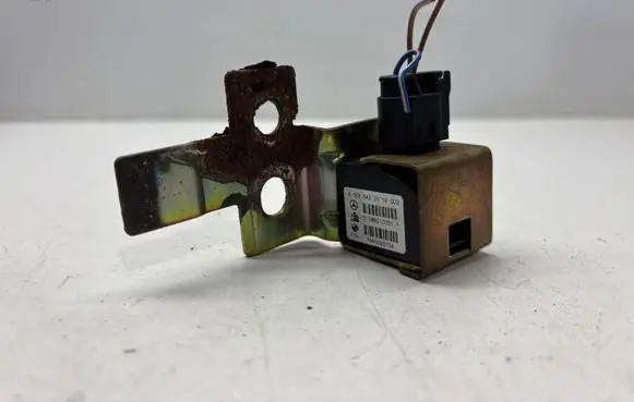 Mercedes-Benz ML W163 ESP acceleration yaw rate sensor A1635420618