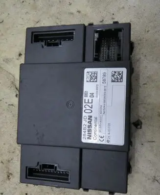 Nissan Qashqai Comfort/convenience module 284B2JD02E