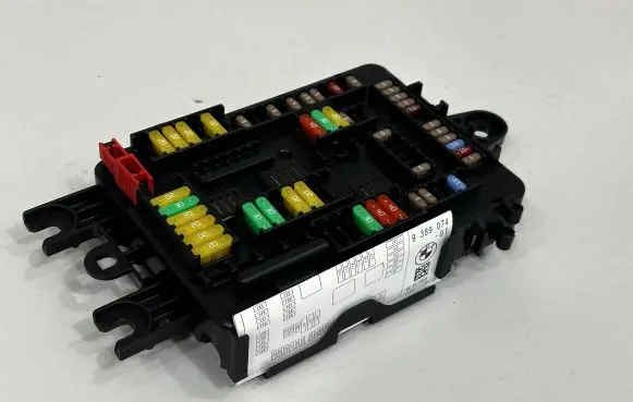 BMW 4 F32 F33 Fuse box set 9389070 9259466